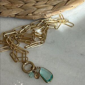 Elegant Gold Chain Necklace with Green Pendant